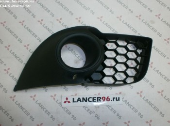 Оправа противотуманной фары правая (рестайл) Lancer X - Дубликат - Lancer96.ru-Продажа запасных частей для Митцубиши в Екатеринбурге
