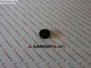 Втулка крепления радиатора - Дубликат - Lancer96.ru-Продажа запасных частей для Митцубиши в Екатеринбурге