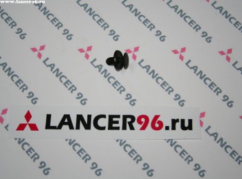 Клипса крепления бампера - оригинал - Lancer96.ru-Продажа запасных частей для Митцубиши в Екатеринбурге