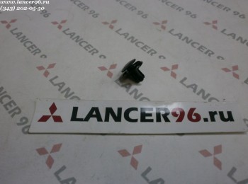 Клипса (пистон) (крепления пыльников двигателя) - Lancer96.ru-Продажа запасных частей для Митцубиши в Екатеринбурге